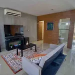 2 Bd Loft In Versalles, Walk To The Beach!