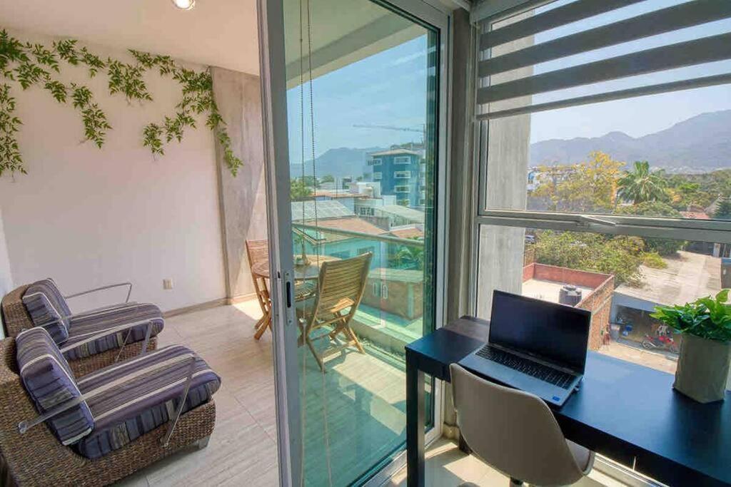 2 Bd Loft In Versalles, Walk To The Beach! Apartamento